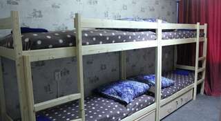 Гостиница Hostel Tiam Набережные Челны Спальное место на двухъярусной кровати в общем номере для мужчин и женщин-1